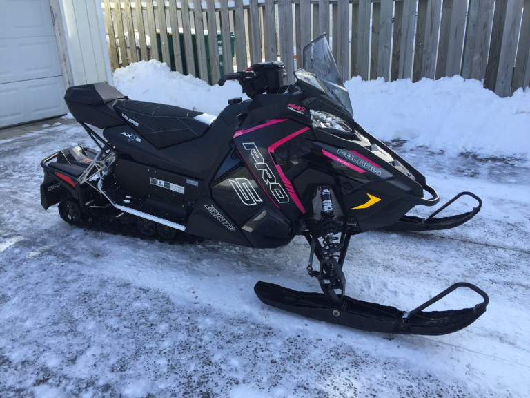 Max Sled Review – 2016 Polaris Rush Pro-S Pink Ribbon Riders Edition ...