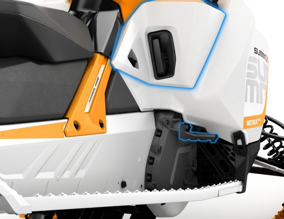 Different in shape than the MXZ/Renegade - the rear of the panels are designed to allow maximum movement and to support the riders’ shins when riding downhill.